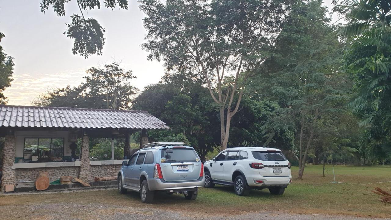 จำค่า ชาเลท์ บ้านพักสวนเกษตร Lampang Exterior photo